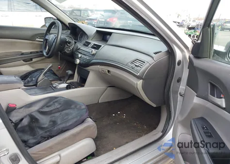 2010 Honda Accord 2.4 Lx из США, поврежденный, VIN 1HGCP2F35AA001664